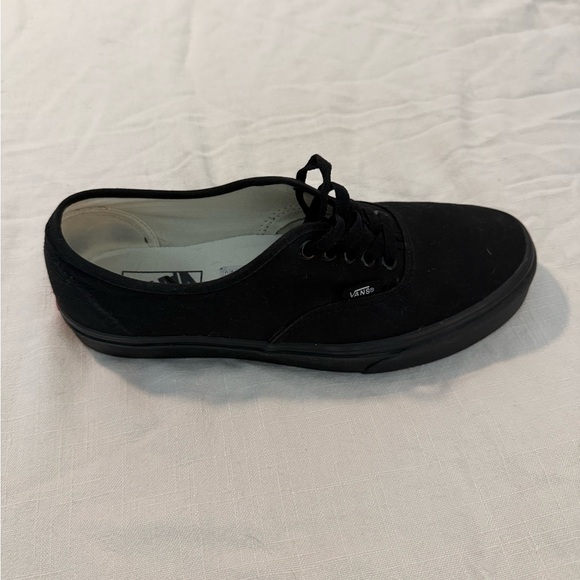Vans Men's Classic Black Sneakers - Picture 3 of 4